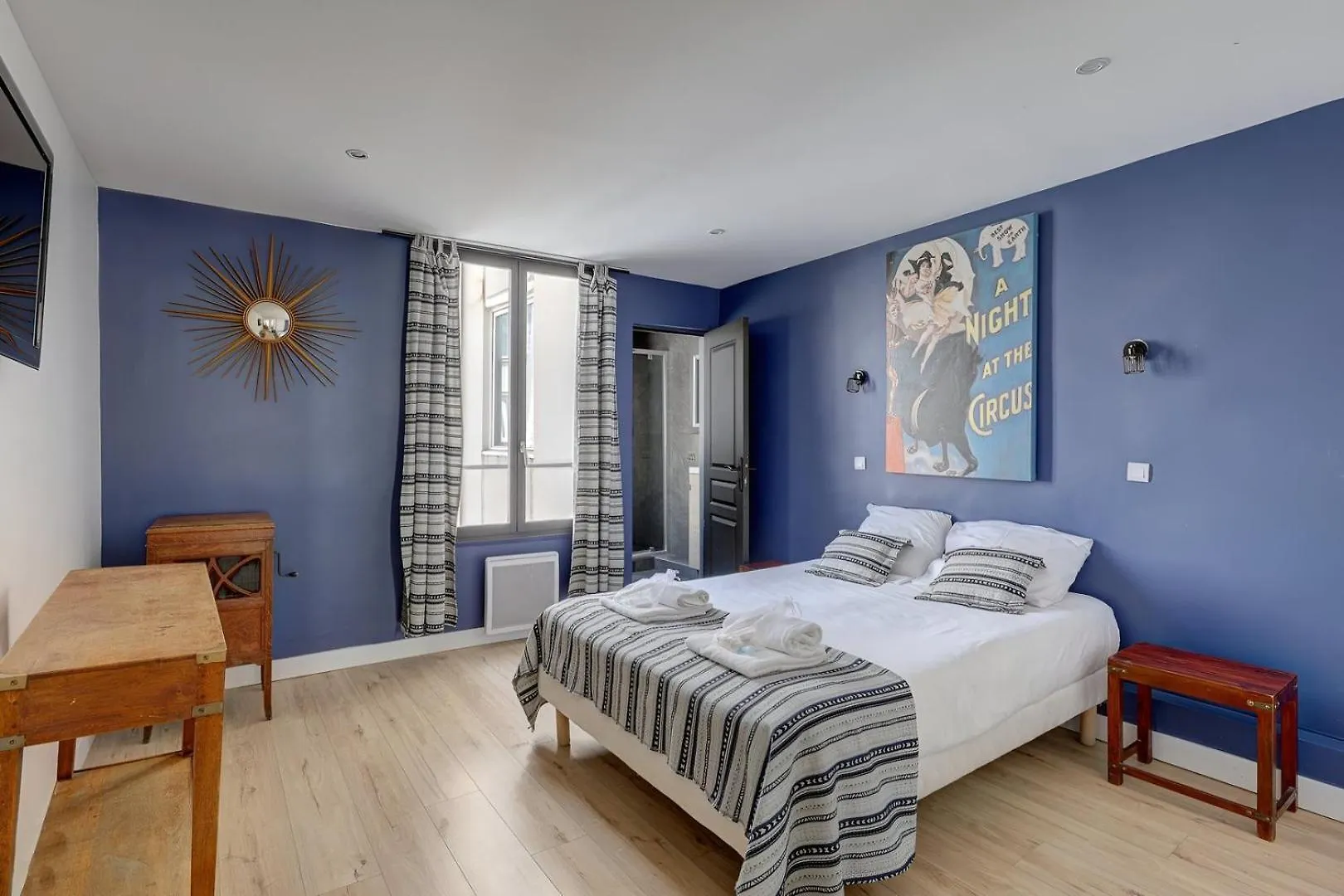Bluestay 130 - Charmant Appartement A Paris 2