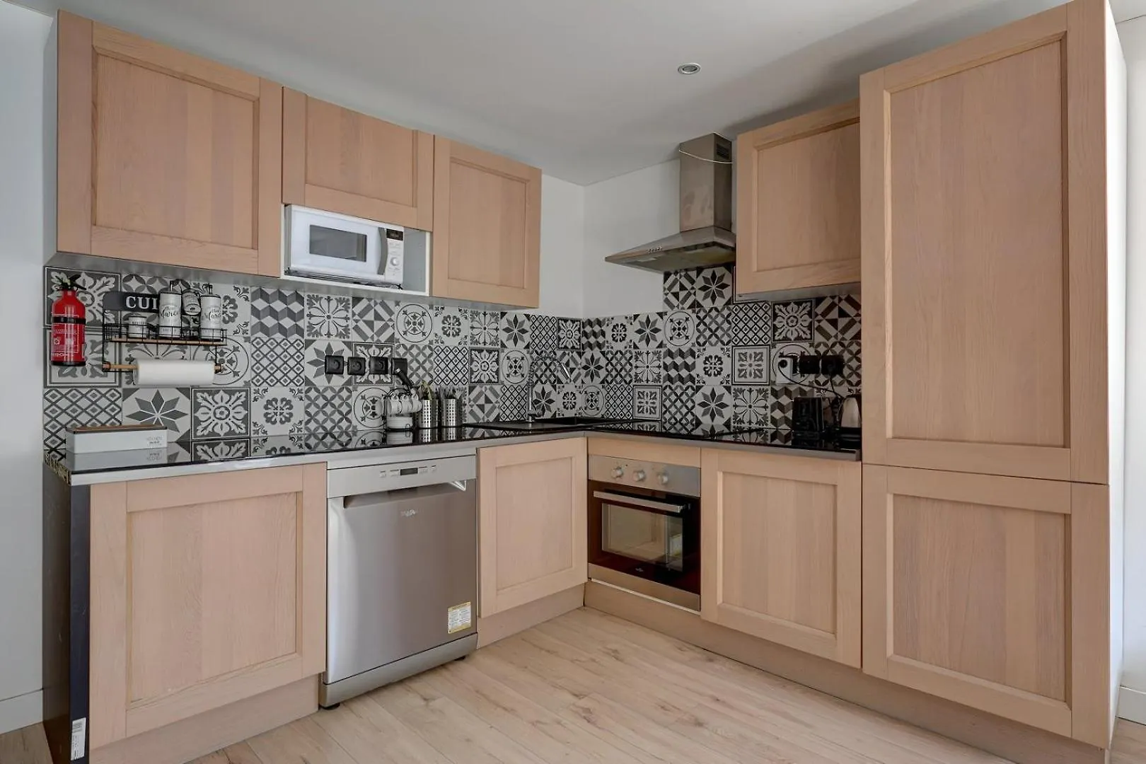 Bluestay 130 - Charmant Appartement A Paris 2